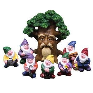Set di 8 gnomi da giardino con statua spirito dell'albero e cartello benvenuto