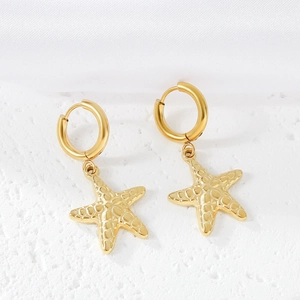 Boucles d'oreilles créoles étoiles de mer en acier inoxydable doré 18k pour un look marin