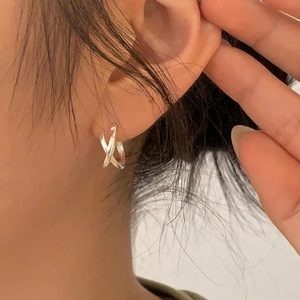 Minimalist 925 sterling silver X-shaped crossover stud earrings for a stylish look