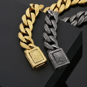 Men's vintage spotted stainless steel Cuban chain bracelets in gold and silver finish