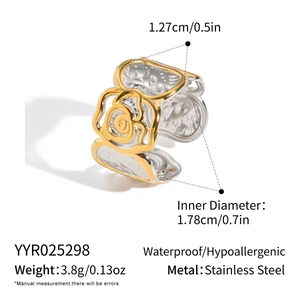 Detailed size and weight specs of the bicolored rose flower open ring in stainless steel