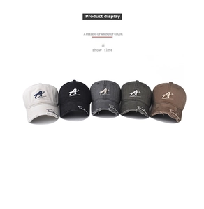 Casquettes de baseball vintage en cinq couleurs avec broderie A+ et détails excellence