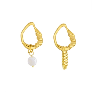 Asymmetric gold-plated earrings with irregular hoops, faux pearls, and chain details