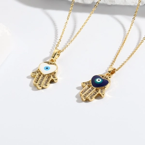 Collana Con Ciondolo Mano Di Fatima Malocchio Forma Di Cuore Lega Placcata Oro 18K Zircone Moda Per Donne