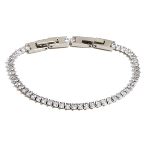 Bracelet tennis classique en argent avec zircons marquise et fermoir à rabat