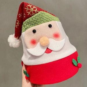 Handheld Santa Claus felt gift bag with 3D design for Christmas party decorations