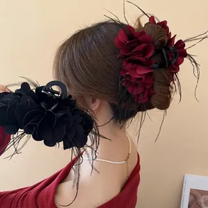 Vintage Elegant Large Fabric Flower Hair Claw Clip With Feather Decoration For Women Party Hair Accessories