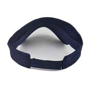 Visiera sportiva blu scuro con cinturino in velcro regolabile e lettere in rilievo