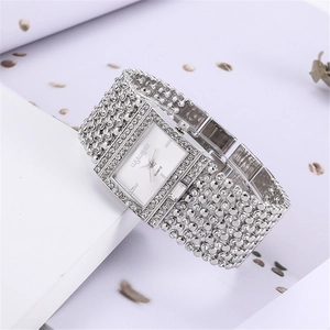 Elegant square quartz watch for women with sparkling diamonds and a silver finish