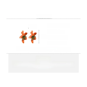 Detailed spec sheet for orange floral earrings with size 5.8cm and weight 14.3g