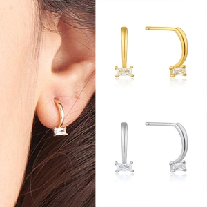 Minimalist J-shaped earrings with rectangular zircon in gold and silver plating