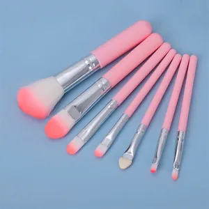 Portable 7pcs pink gradient makeup brush set with silver ferrules and matte handles