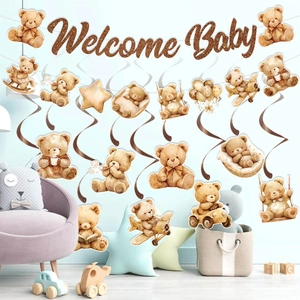 Set de fête bébé ours avec bannière Welcome Baby et décorations suspendues en aquarelle