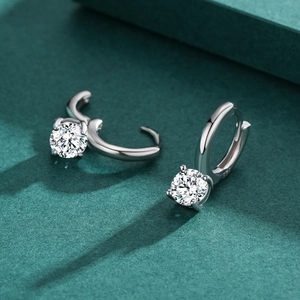 Minimalist S925 sterling silver hoop earrings with four-claw round sparkling zircon