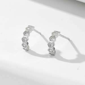 Elegant s925 silver hexagonal zircon stud earrings with minimalist honeycomb design