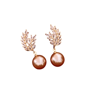 18K gold plated wheat ear earrings with champagne pearls on a clean white background
