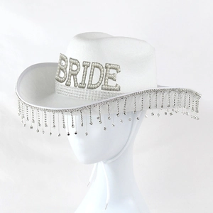 Weißer Braut-Cowboyhut mit Perlen-Schriftzug BRIDE und glitzernden Strass-Fransen