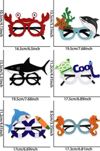 Size chart for ocean-themed cartoon party glasses showing shark and crab frame dimensions