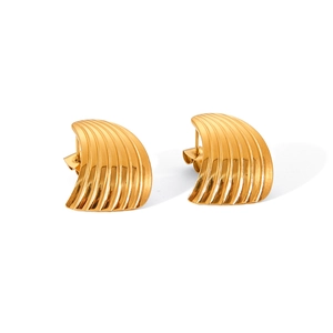 Macro shot of 18K gold plated stainless steel fan-shaped stud earrings with striped texture