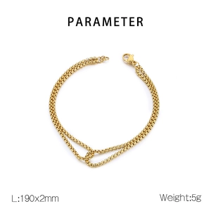 Detail view of a 190x2mm gold-tone stainless steel box chain bracelet weighing five grams
