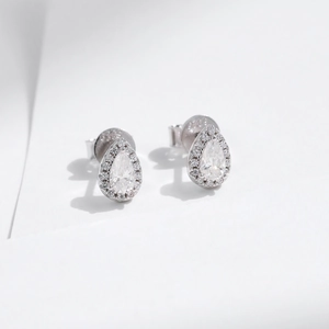 Elegant 925 sterling silver pear shaped halo stud earrings with brilliant D color moissanite