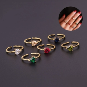 Adjustable gold rings with colorful heart-shaped zirconia in a set of six vibrant colors