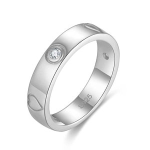 Bague minimaliste en argent sterling S925 avec diamant solitaire et gravures de cœurs
