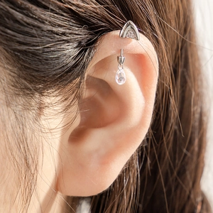 Silver cat ear cartilage stud featuring triangular zircon and water drop pendant