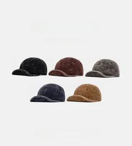 Detailansicht der Vintage-Cord-Baseballcaps mit kurzer Krempe in fünf klassischen Farben