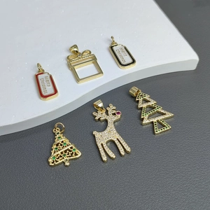 6-piece Christmas jewelry pendant set with zircon reindeer, tree, and Merry Christmas charms