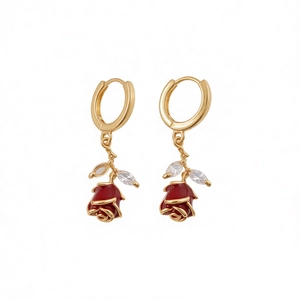 Boucles d'oreilles vintage rose rouge avec feuilles de cristal et anneau doré