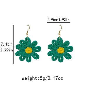 Détails des dimensions et du poids des boucles d'oreilles marguerites faites à la main