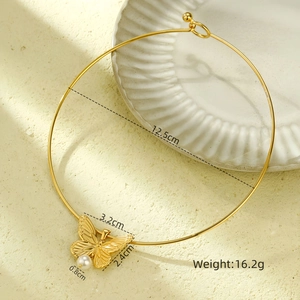 Detailed size map of gold heart choker with butterfly pendant and faux pearl