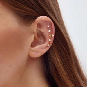 Elegant 18k gold plated stainless steel ear cuff with five white pearls for women