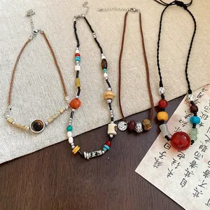 Retro Ethnic Pendant Necklace Wood Resin Stone Beaded Geometric Round Bohemian Jewelry For Women Vintage Handmade Style