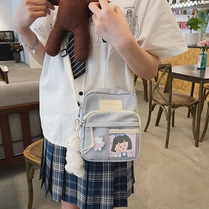 Détails du sac bandoulière japonais bleu clair en toile avec pochette transparente