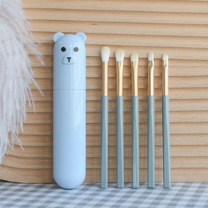 Soft Synthetic Fiber Makeup Brushes With Aluminum Ferrule Eyeshadow Blending Brow Brushes Bear Bucket Bag Travel Tools