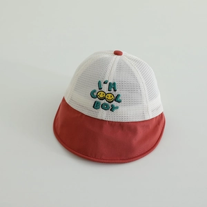 Close-up of kids mesh sun hat featuring I'M COOL BOY embroidery and smiley face