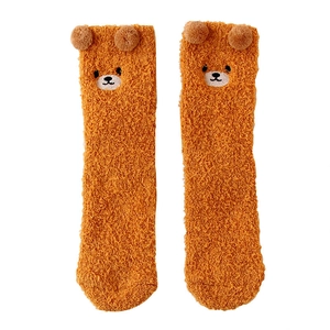 Chaussettes en polaire corail avec oreilles d'ours 3D et broderie d'animaux
