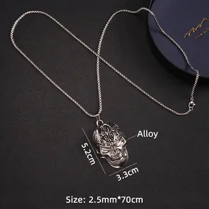 Gothic skull pendant necklace in silver alloy with stainless steel chain and vine patterns