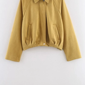 Giacca bomber in camoscio giallo zenzero con risvolto e tasche per donna