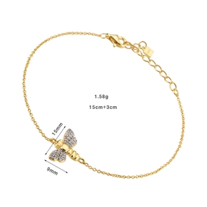 Detail of S925 sterling silver golden bee bracelet with 15cm length and hallmark