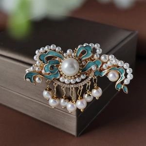 Barrette à cheveux émaillée vintage avec perles et glands dorés sur écrin