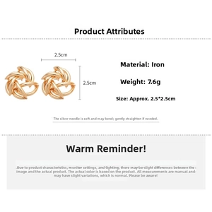 Detailed size chart and material specs for gold knotted stud earrings with silver needles