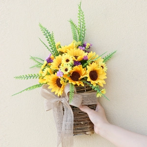 Cesto Di Fiori Appeso Artificiale Girasole Succulente Vimini Intrecciato Con Fiocco Di Iuta Arredamento Parete Rustico