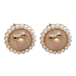 Elegant floral pearl stud earrings with golden bow detail and vintage oil painting style