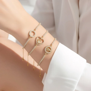 Adjustable Bracelet 18K Gold Plated Copper Cubic Zirconia Heart Round Charms Sliding Clasp Elegant Jewelry Women