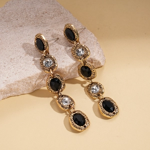 Elegant irregular oval drop earrings with sparkling rhinestones and vintage gold finish