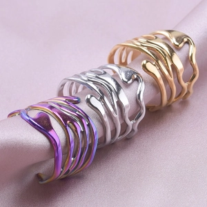 Irregular wave stainless steel rings for men and women in gold, silver, and rainbow colors