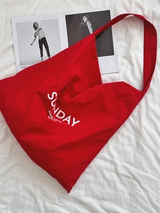 Red large capacity canvas tote bag with white Sunday letter print for women casual use